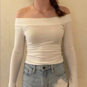 size S urban outfitters off the shoulder shirt!!!